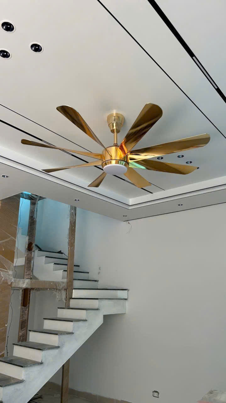 Quạt trần 8 cánh màu vàng 24k
